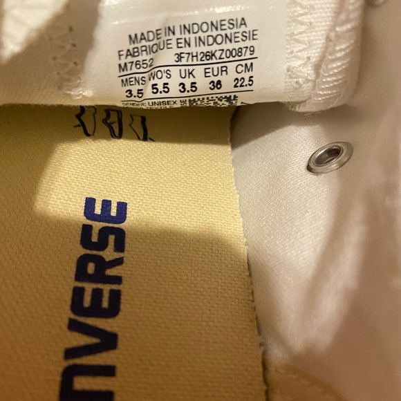 Converse Chuck Taylor All-Stars - Picture 8 of 9